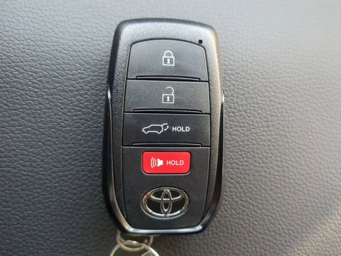 Used 2026 Toyota 4Runner Limited image 33