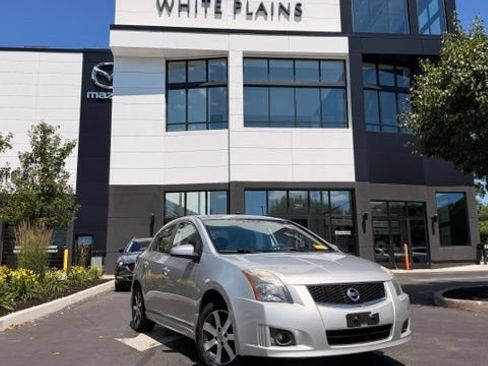 Used 2012 Nissan Sentra 2.0 SR w/ Special Edition Pkg FWD image 1