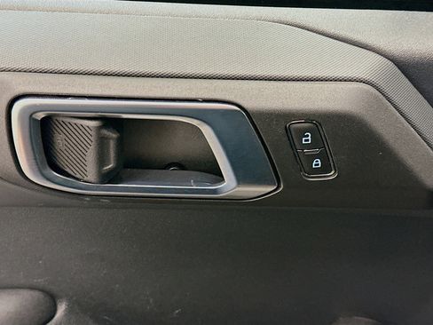 Used 2025 Ford Bronco Big Bend image 15