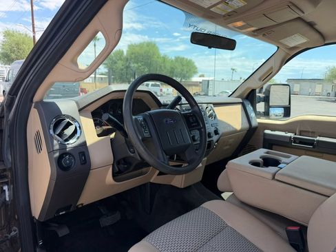 Used 2011 Ford F350 XLT w/ XLT Interior Pkg AWD/4WD image 17