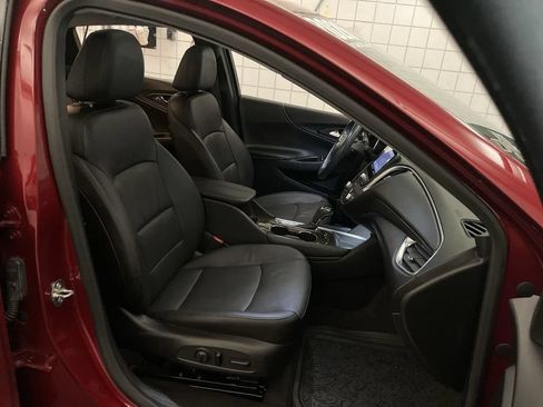 Used 2020 Chevrolet Malibu Premier FWD image 21