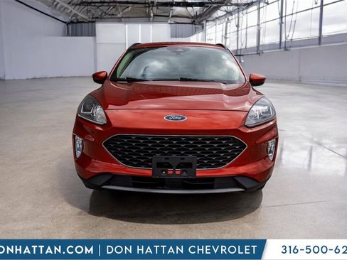 Used 2020 Ford Escape SEL image 25