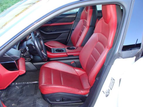 Used 2020 Porsche Taycan 4S image 7