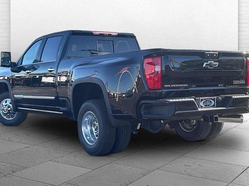 New 2026 Chevrolet Silverado 3500 High Country w/ High Country Premium Package AWD/4WD image 3
