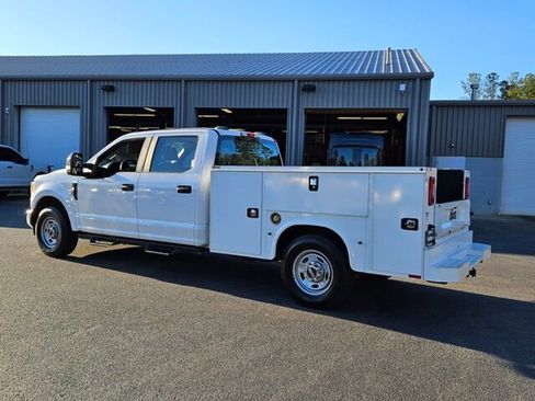 Used 2020 Ford F250 XL w/ Power Equipment Group image 11