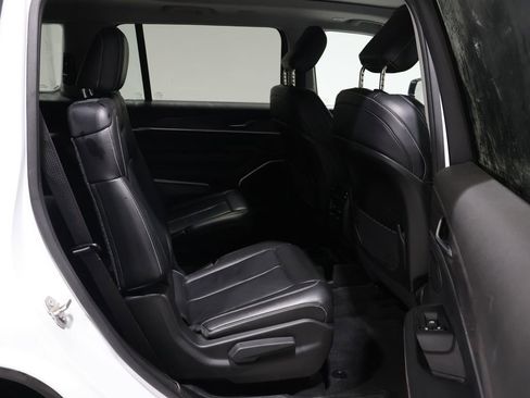 Used 2021 Jeep Grand Cherokee L Limited image 23