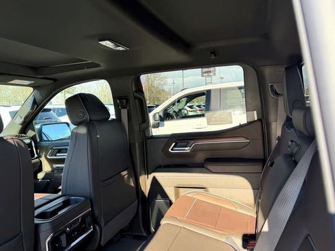 New 2026 GMC Sierra 1500 Denali AWD/4WD image 7