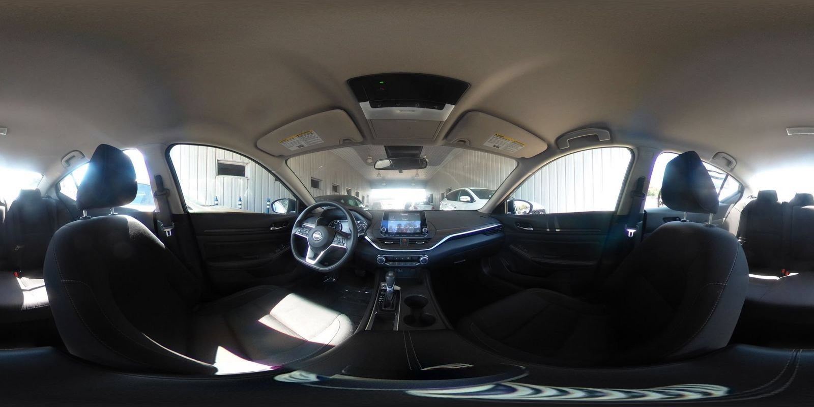 Used 2025 Nissan Altima 2.5 SV FWD image 41