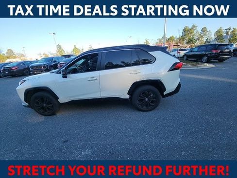 Certified 2022 Toyota RAV4 XSE image 6