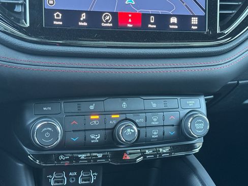 New 2026 Dodge Durango GT w/ Blacktop Package AWD/4WD image 19