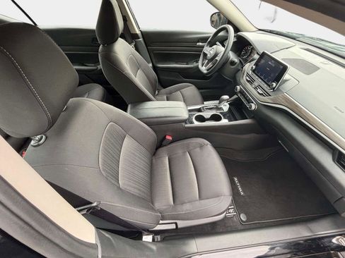 Certified 2024 Nissan Altima 2.5 SV image 25