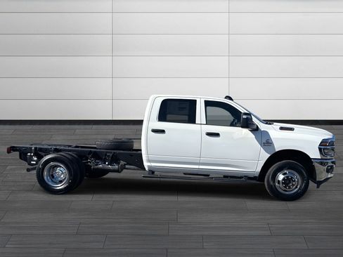 New 2026 RAM 3500 Tradesman w/ Chrome Appearance Group A image 3