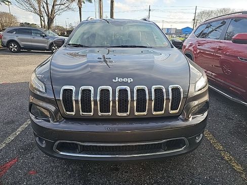 Used 2015 Jeep Cherokee Limited w/ Luxury Group image 2