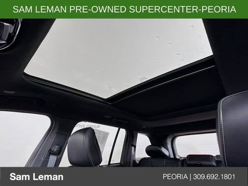 Used 2023 Jeep Grand Cherokee Overland image 23