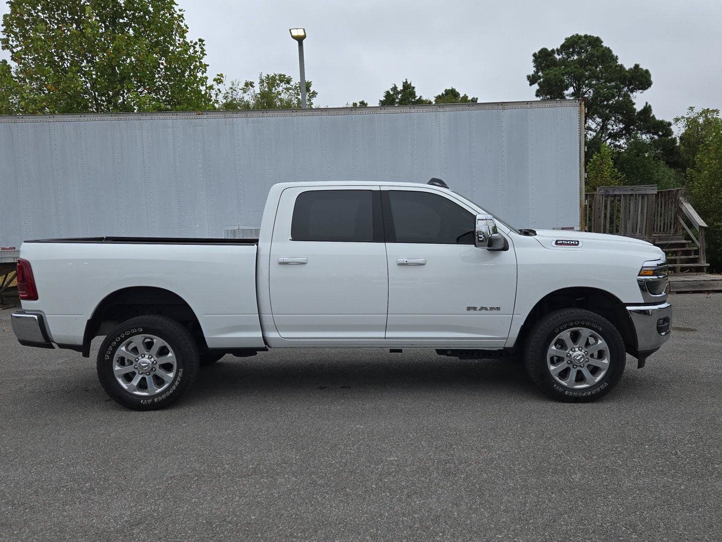 Used 2026 RAM 2500 Laramie AWD/4WD image 8