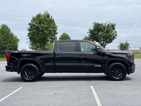Used 2024 GMC Sierra 1500 Elevation AWD/4WD image 9