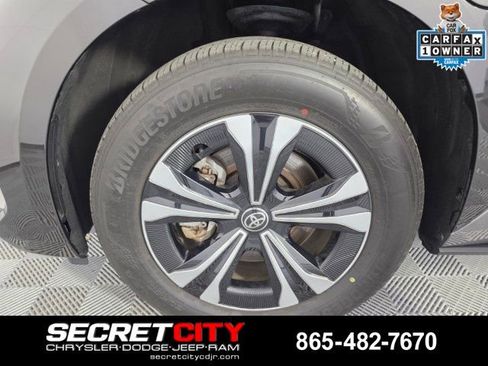 Used 2023 Toyota bZ4X XLE w/ Weather Package FWD image 9