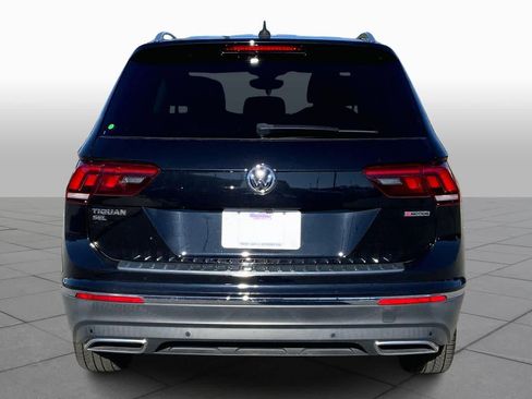 Used 2019 Volkswagen Tiguan SEL Premium image 4