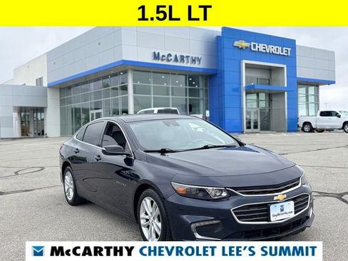 Used 2018 Chevrolet Malibu LT w/ Driver Confidence Package FWD image 1