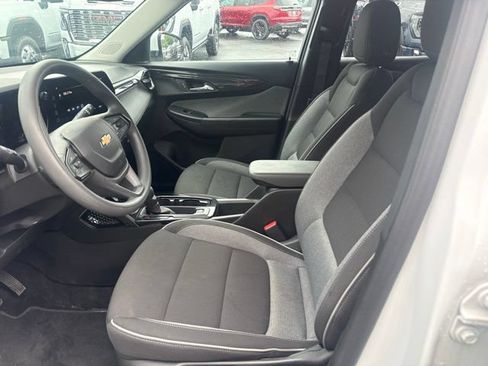 Used 2026 Chevrolet TrailBlazer LT AWD/4WD image 11