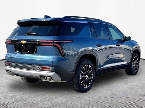 New 2026 Chevrolet Traverse LT w/ Sun and Wheel Package AWD/4WD image 6