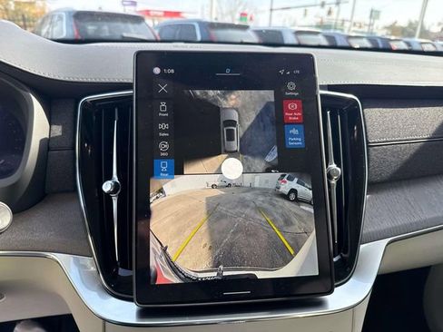 New 2026 Volvo XC90 B6 Ultra w/ Protection Package image 28