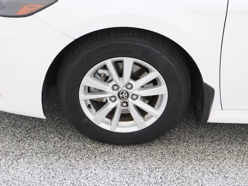 Used 2025 Toyota Camry LE w/ Convenience Package FWD image 11