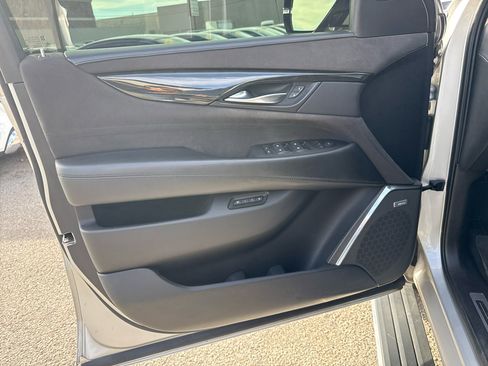 Used 2016 Cadillac Escalade ESV Platinum image 14