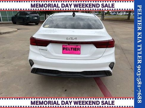 Used 2023 Kia Forte LXS w/ LXS Technology Package FWD image 9