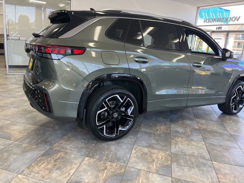 New 2026 Volkswagen Tiguan SEL R-Line AWD/4WD image 3