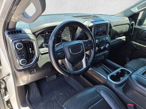 Used 2021 GMC Sierra 2500 Denali w/ Denali Ultimate Package AWD/4WD image 9