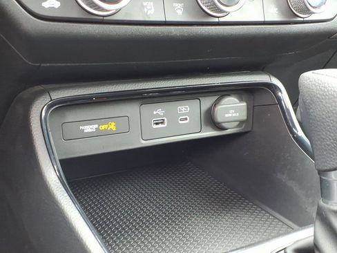 Certified 2024 Honda CR-V EX image 21