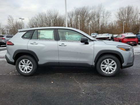 New 2026 Toyota Corolla Cross L image 3