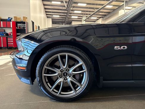 Used 2012 Ford Mustang GT Premium w/ Brembo Brake Pkg image 36