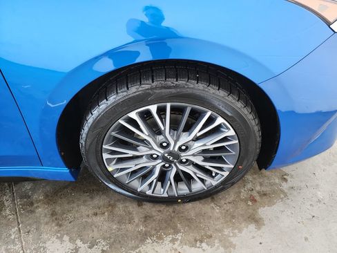 Used 2023 Kia Forte GT-Line w/ GT-Line Premium Package FWD image 41