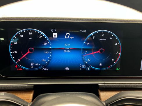 Used 2022 Mercedes-Benz GLE 350 4MATIC w/ AMG Line Exterior image 21