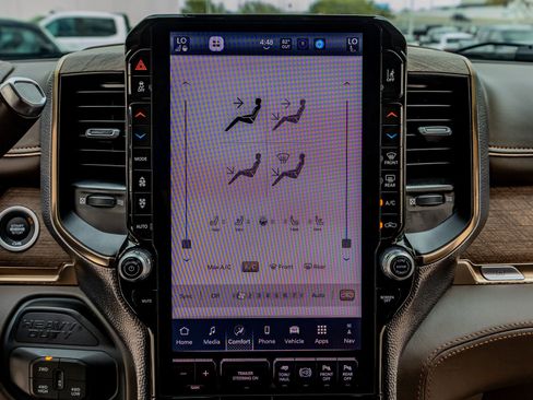 Used 2025 RAM 2500 Limited image 28