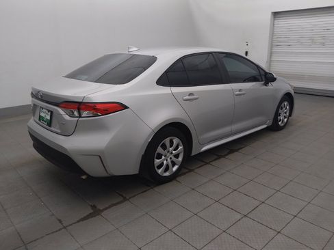 Used 2025 Toyota Corolla LE FWD image 10