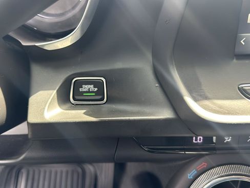 Used 2017 Chevrolet Camaro LT RWD image 13