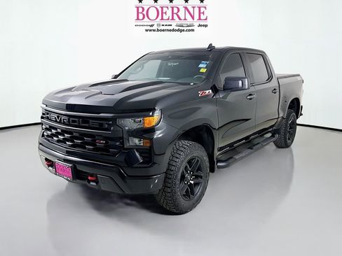 Used 2023 Chevrolet Silverado 1500 Custom Trail Boss image 3