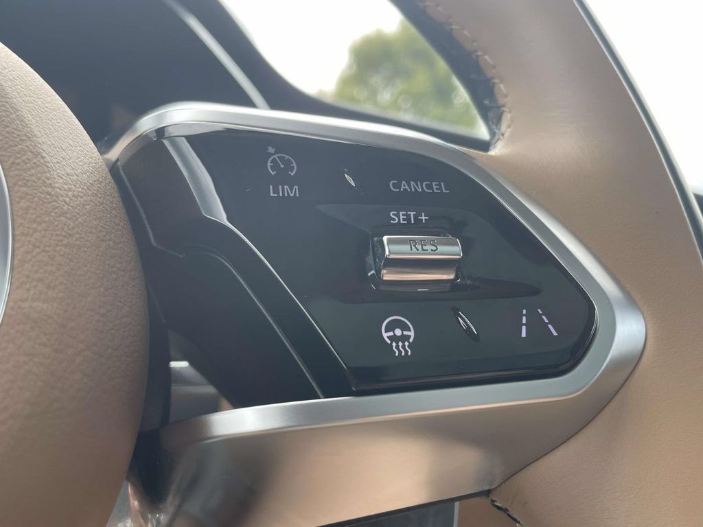 Used 2022 Jaguar F-PACE S AWD/4WD image 27