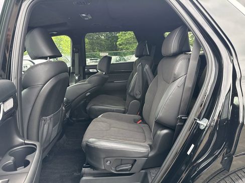Used 2025 Hyundai Palisade Calligraphy AWD/4WD image 13