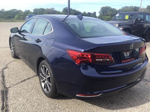 Used 2017 Acura TLX w/ Technology Package FWD image 9