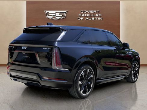 Certified 2025 Cadillac Escalade IQ Sport 1 w/ Smart Trailering package AWD/4WD image 4