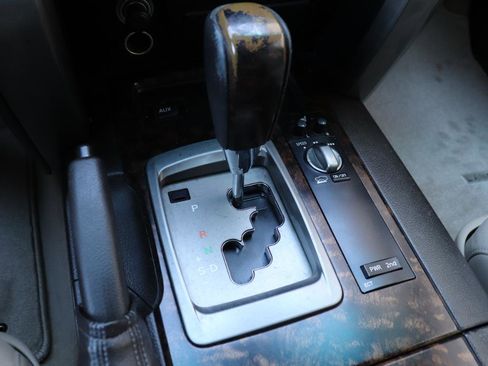 Used 2008 Toyota Land Cruiser image 66