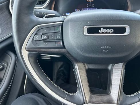 Used 2021 Jeep Grand Cherokee L Limited AWD/4WD image 17
