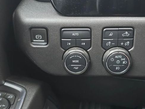 Certified 2022 Chevrolet Silverado 1500 RST w/ RST All Star Premium Package image 32