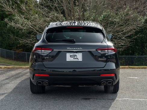 Used 2024 Maserati Levante GT Ultima image 6