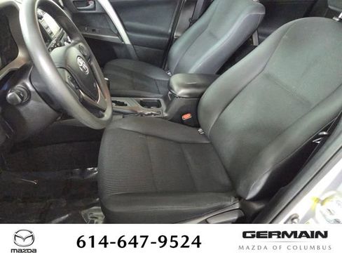 Used 2016 Toyota RAV4 LE image 18