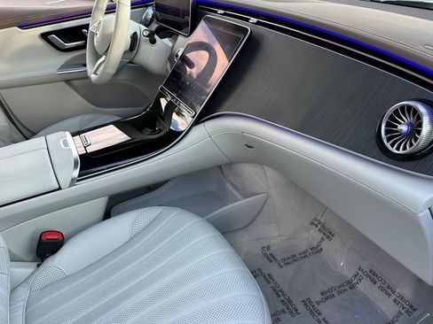 Certified 2023 Mercedes-Benz EQE 500 4MATIC SUV image 15